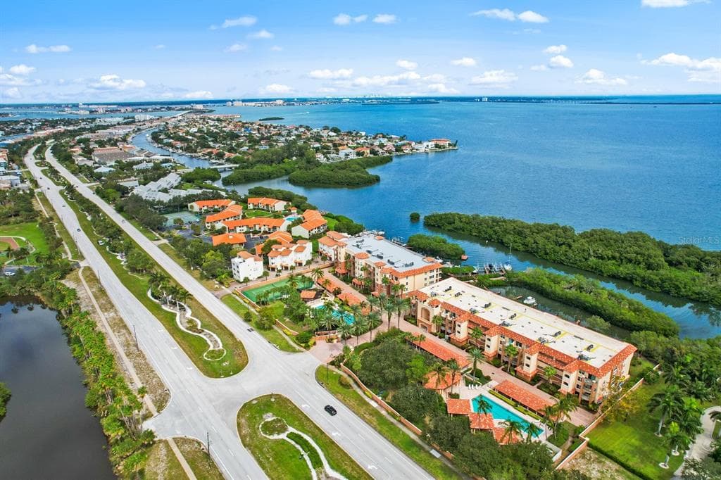 1645 PINELLAS BAYWAY S UNIT A3 TIERRA VERDE, FL 33715