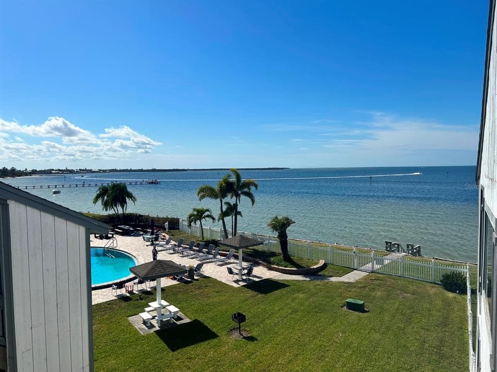 812 BAHIA DEL SOL DRIVE UNIT 20