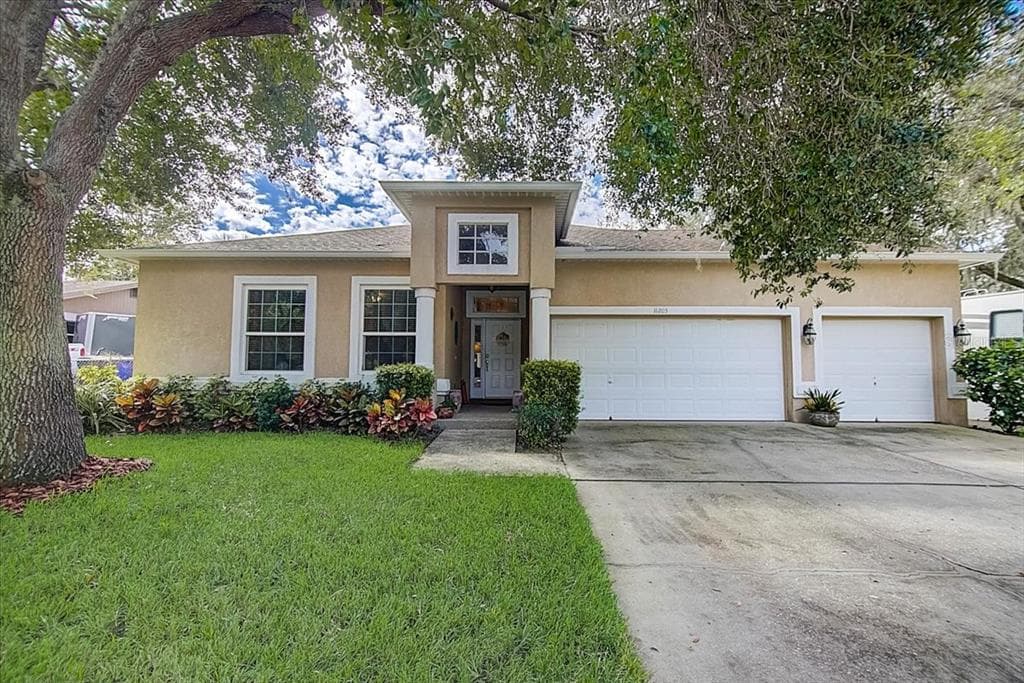 11205 MCMULLEN LOOP RIVERVIEW, FL 33569