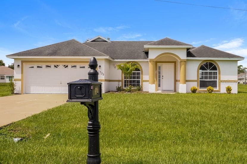 1733 MINNOW COURT POINCIANA, FL 34759