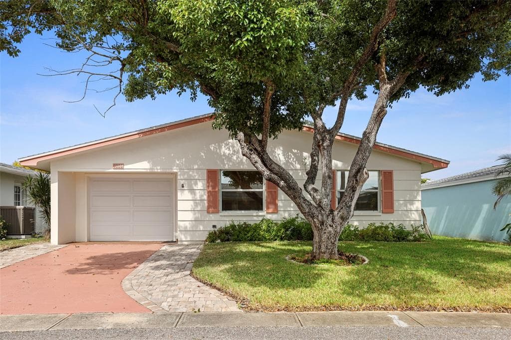 1006 HERON COURT DUNEDIN, FL 34698
