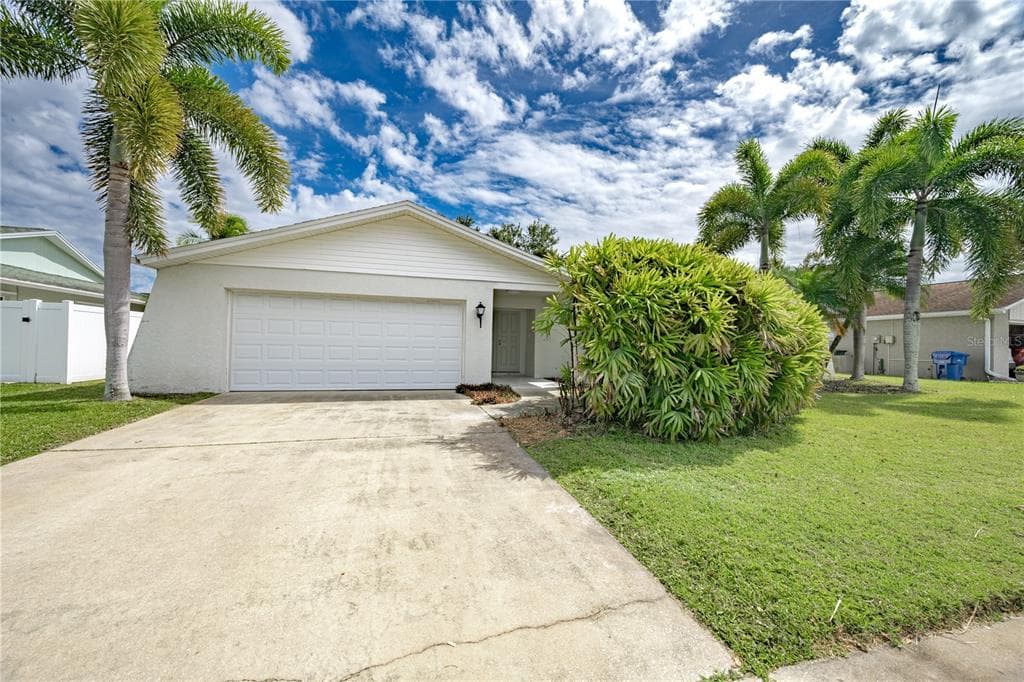 1849 DEL ROBLES DRIVE CLEARWATER, FL 33764