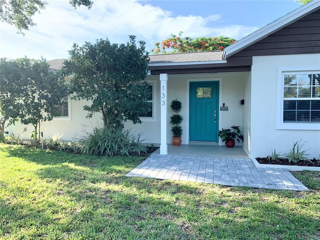133 41ST AVENUE NE ST PETERSBURG, FL 33703