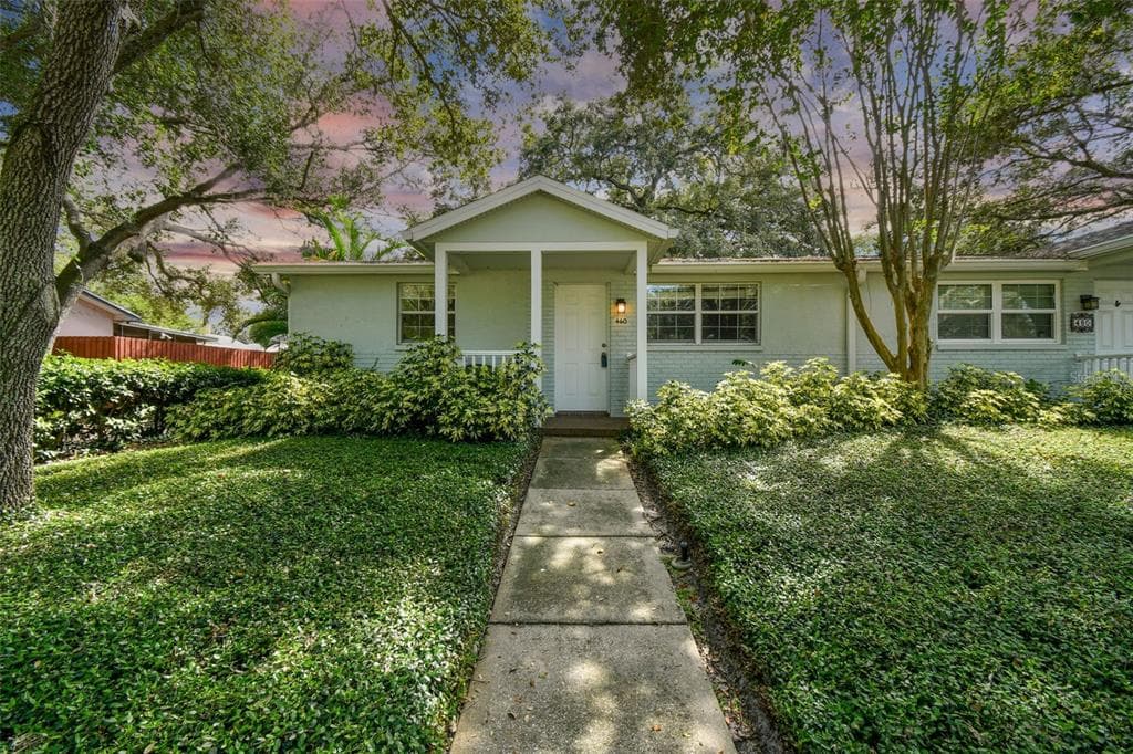460 DR M L KING JR STREET N SAFETY HARBOR, FL 34695