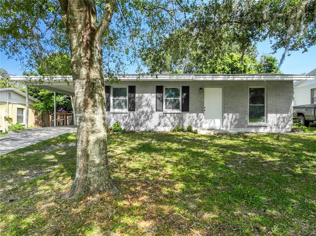 7012 SARVIS STREET TAMPA, FL 33637