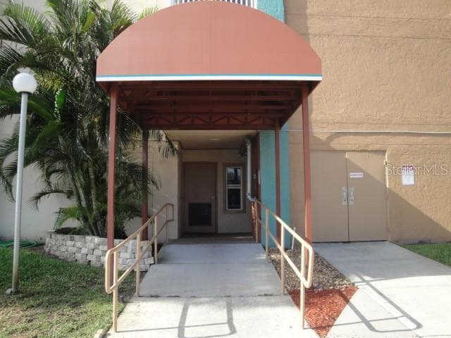 500 TREASURE ISLAND CAUSEWAY UNIT 207 TREASURE ISLAND, FL 33706