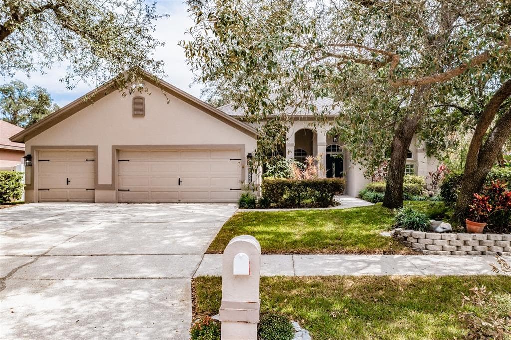 10422 HARVESTIME PLACE RIVERVIEW, FL 33569