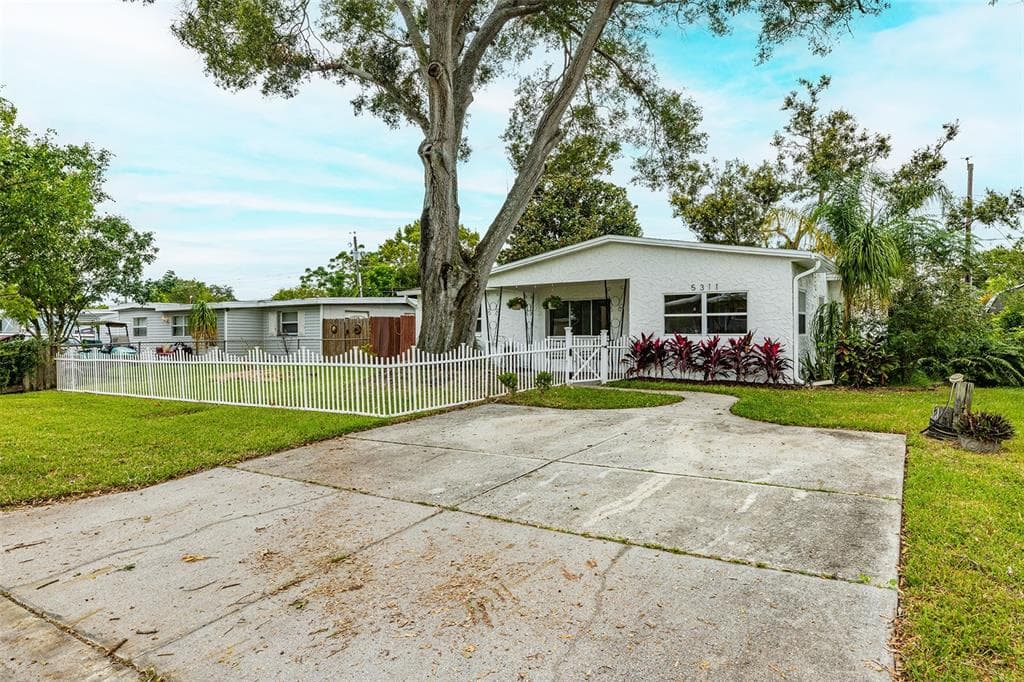 5311 96TH TERRACE N PINELLAS PARK, FL 33782