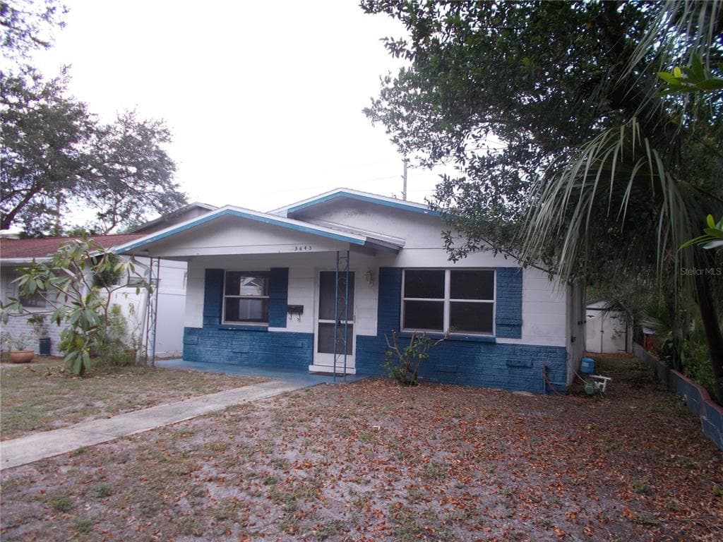 5643 DARTMOUTH AVENUE N ST PETERSBURG, FL 33710