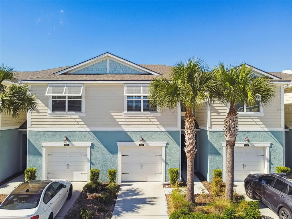 2408 ARCH AVENUE OLDSMAR, FL 34677