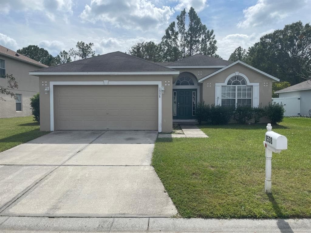 1538 COUNTRY CHASE STREET LAKELAND, FL 33810