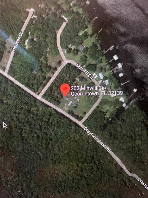 202 MINWILL CIRCLE GEORGETOWN, FL 32139