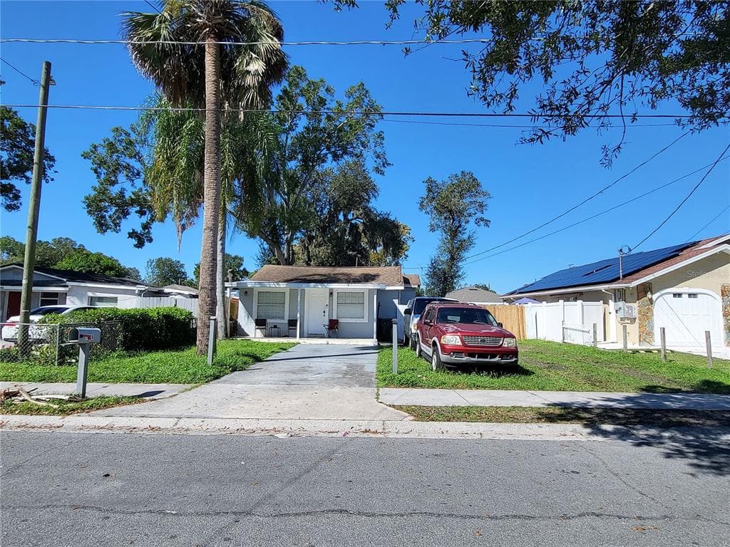 7008 N HALE AVENUE TAMPA, FL 33614