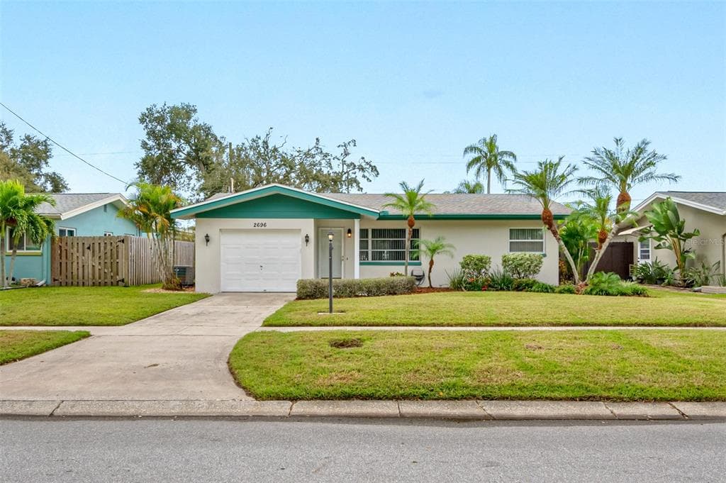 2696 KEENE PARK DRIVE LARGO, FL 33771