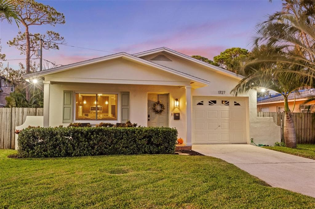 1727 NEW HAMPSHIRE AVENUE NE ST PETERSBURG, FL 33703