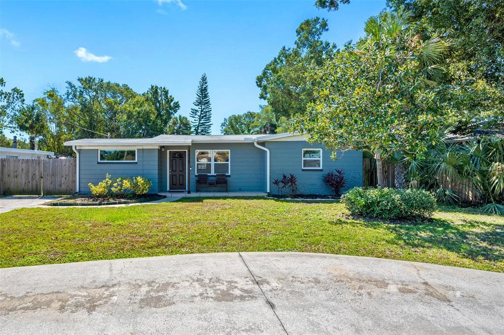 4416 W PRICE AVENUE TAMPA, FL 33611