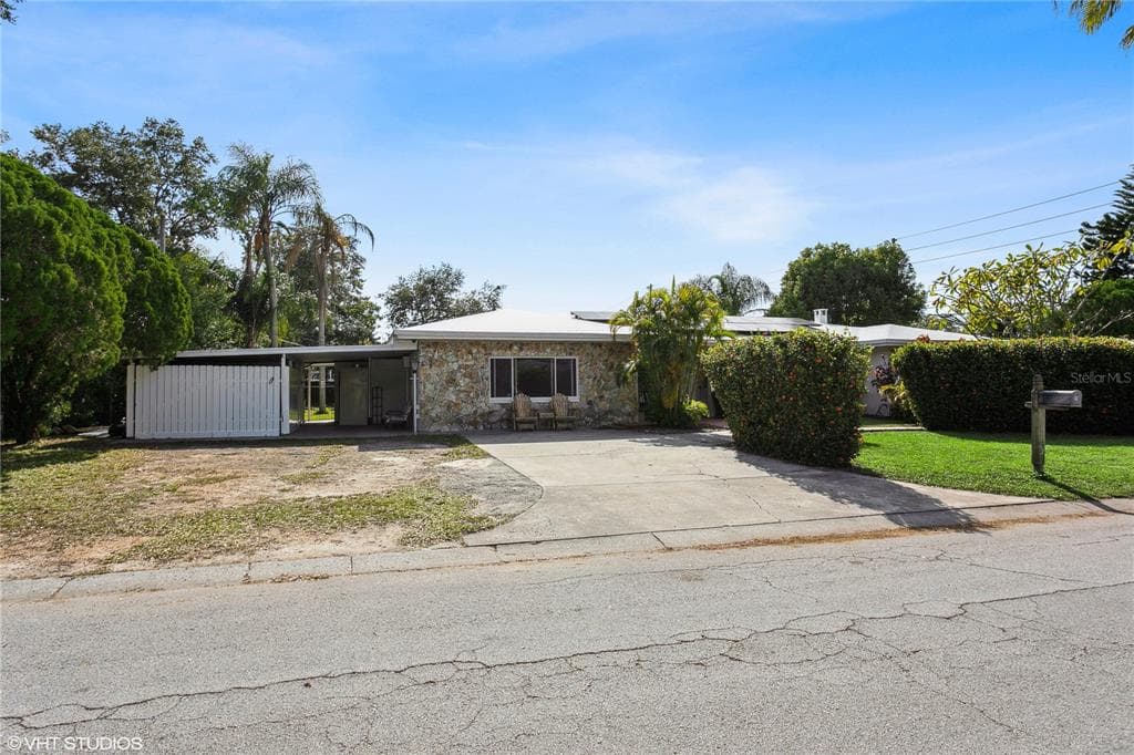 2001 HARDING STREET CLEARWATER, FL 33765