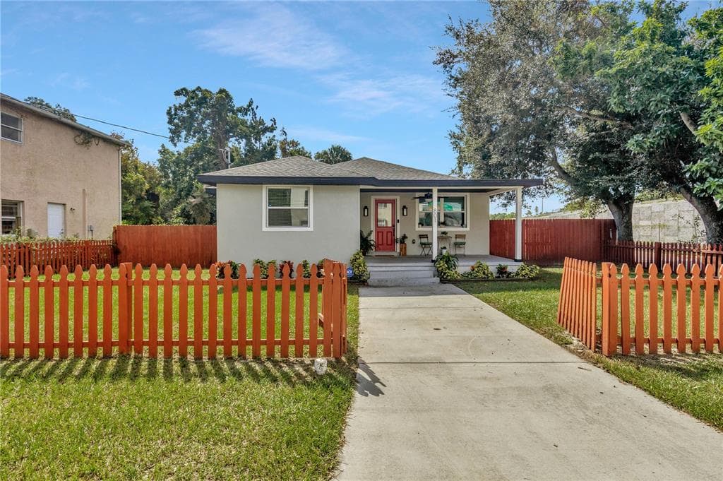 801 E BAKER STREET TAMPA, FL 33603