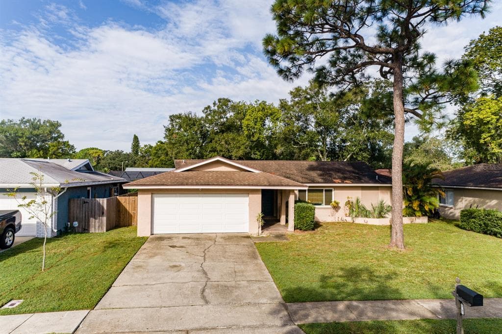 6592 68TH STREET N PINELLAS PARK, FL 33781
