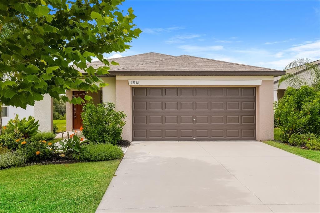 12134 MIRACLE MILE DRIVE RIVERVIEW, FL 33578