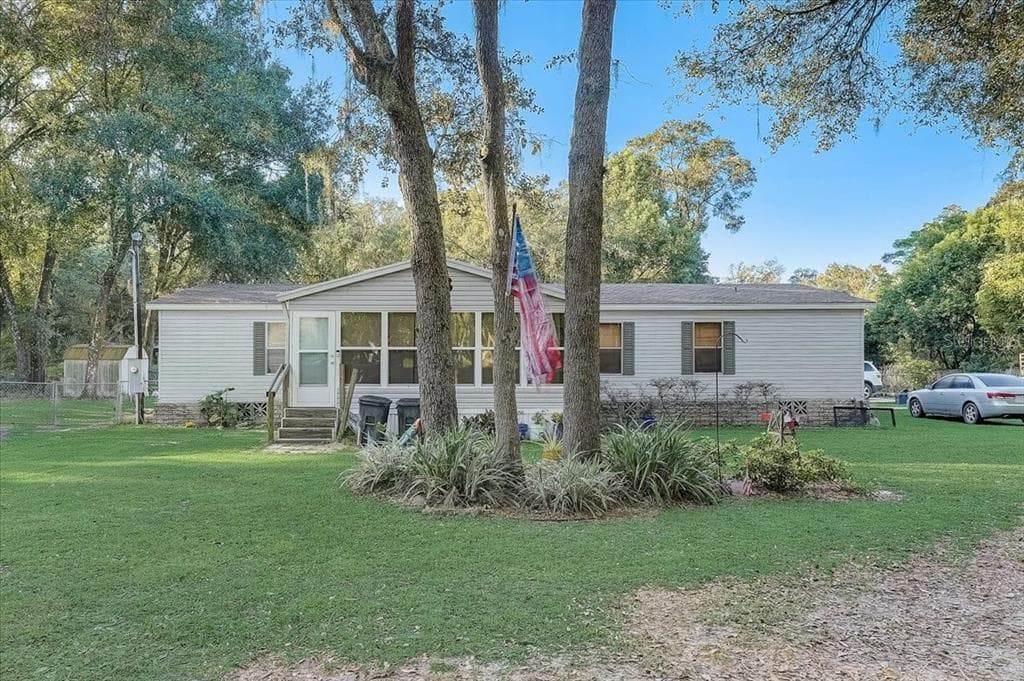 37530 TUCKER ROAD ZEPHYRHILLS, FL 33541