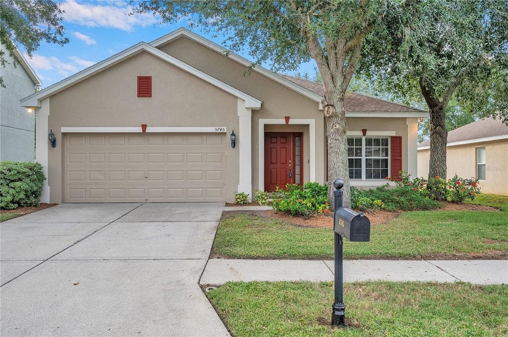 5745 SWEET WILLIAM TERRACE LAND O LAKES, FL 34639