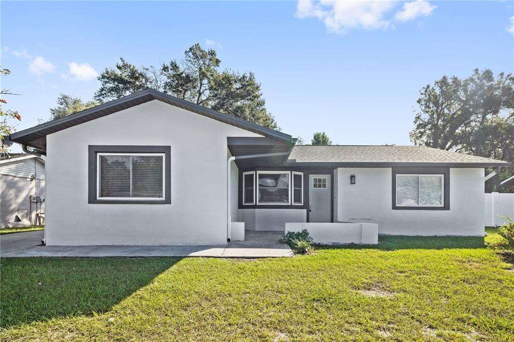 912 CHADSWORTH AVENUE SEFFNER, FL 33584