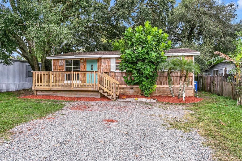 7008 CREEK DRIVE NEW PORT RICHEY, FL 34655