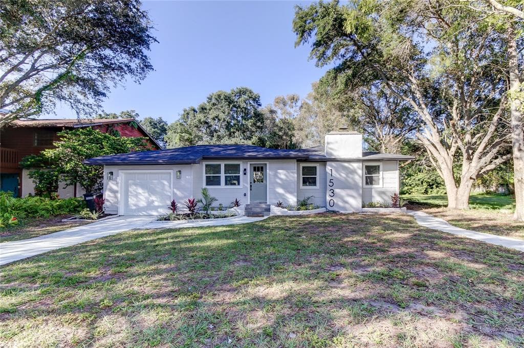 1530 SMALLWOOD CIRCLE CLEARWATER, FL 33755