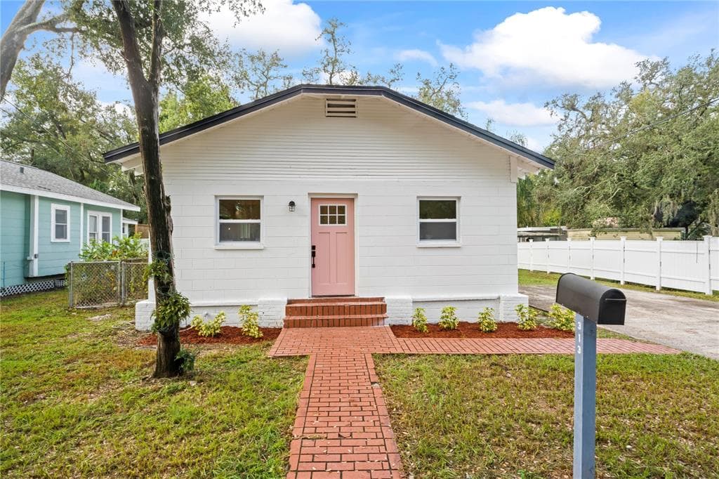 313 E FORD STREET TAMPA, FL 33604