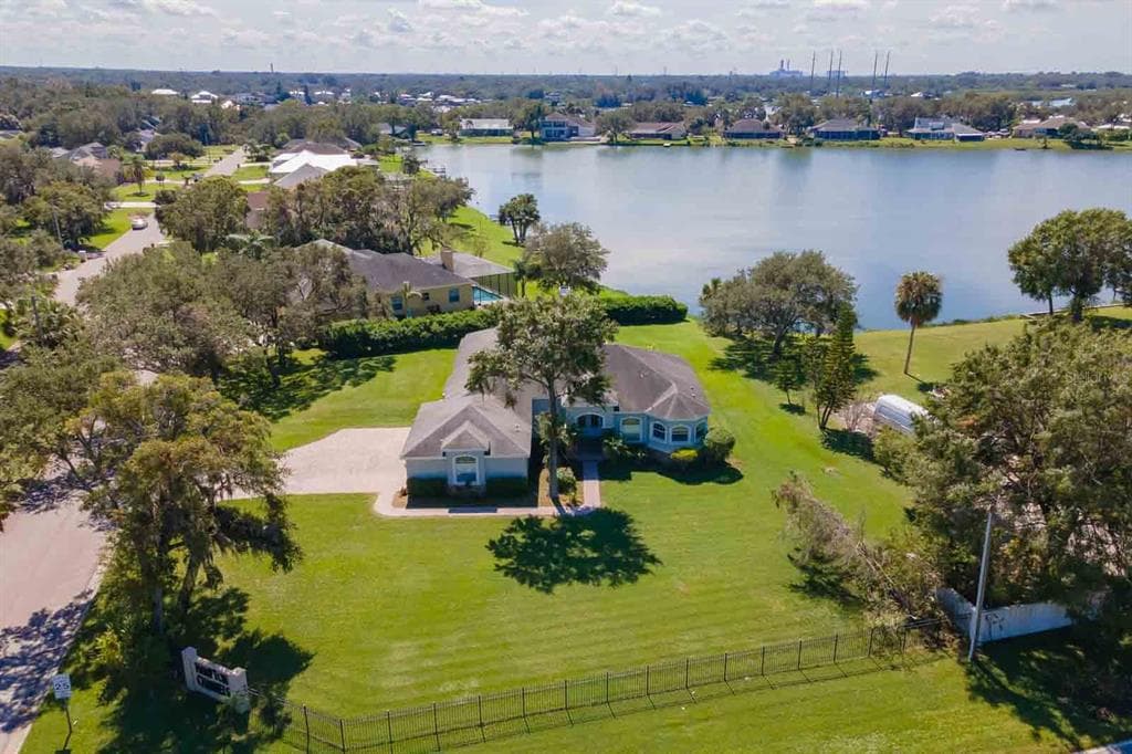 8511 RIVERVIEW DRIVE RIVERVIEW, FL 33578
