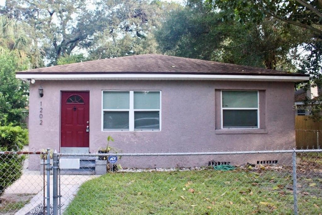 1202 E CAYUGA STREET TAMPA, FL 33603