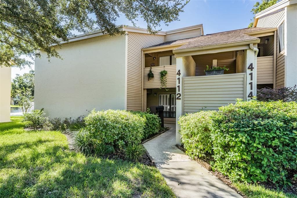 4112 PINELAKE LANE UNIT 103 TAMPA, FL 33618