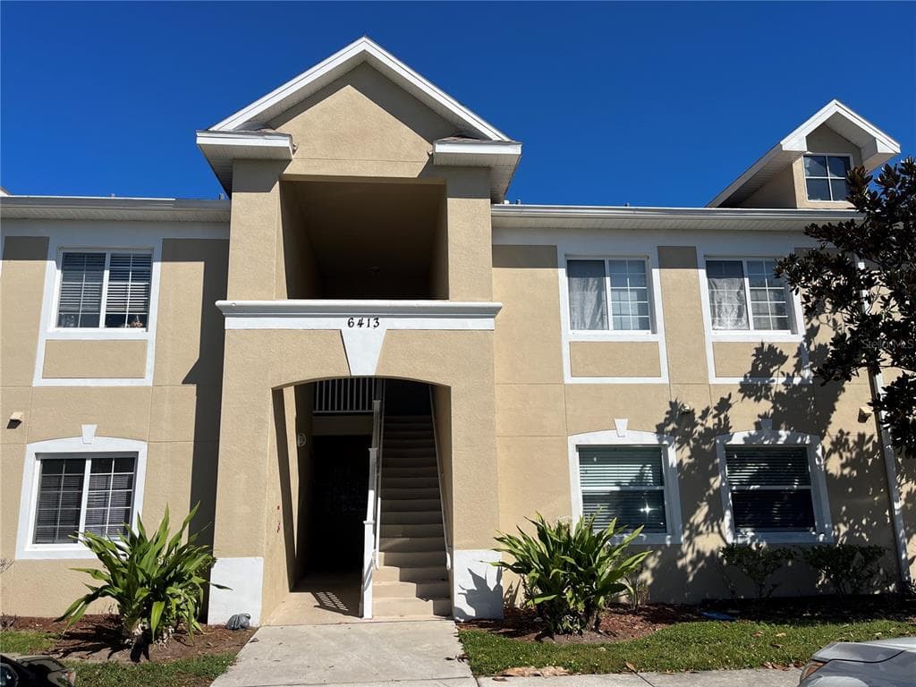 6413 CYPRESSDALE DRIVE UNIT 102 RIVERVIEW, FL 33578