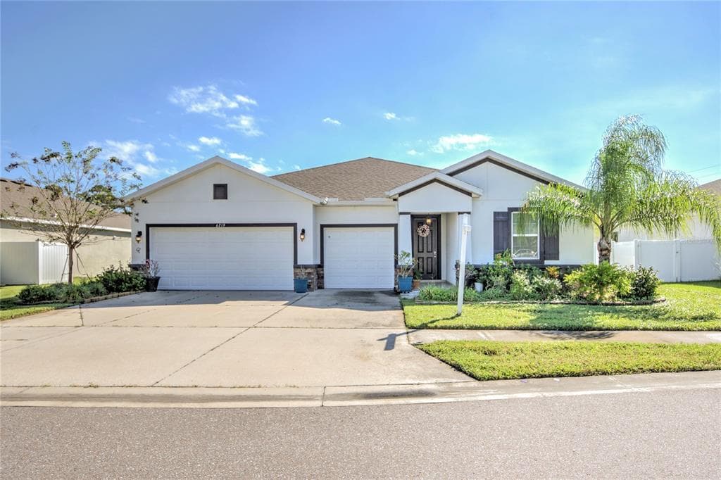 6219 63RD LANE N PINELLAS PARK, FL 33781