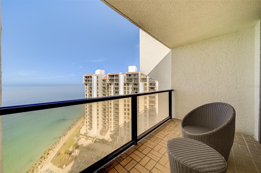 450 S GULFVIEW BOULEVARD UNIT 1605 CLEARWATER, FL 33767