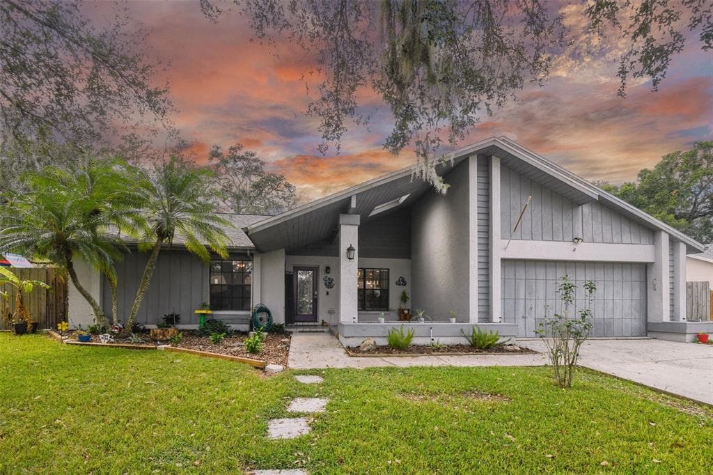 502 SPORTSMAN PARK DRIVE SEFFNER, FL 33584