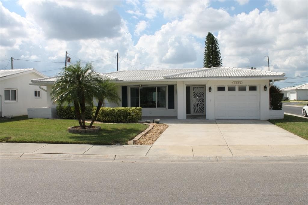 9550 MAINLANDS BOULEVARD W PINELLAS PARK, FL 33782