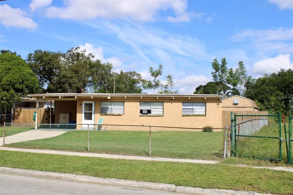 7816 RIDEIN ROAD TAMPA, FL 33619