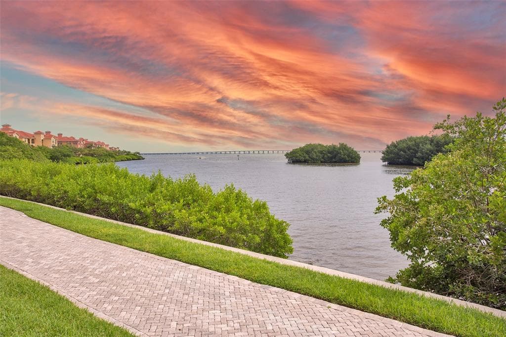2721 VIA MURANO UNIT 311 CLEARWATER, FL 33764