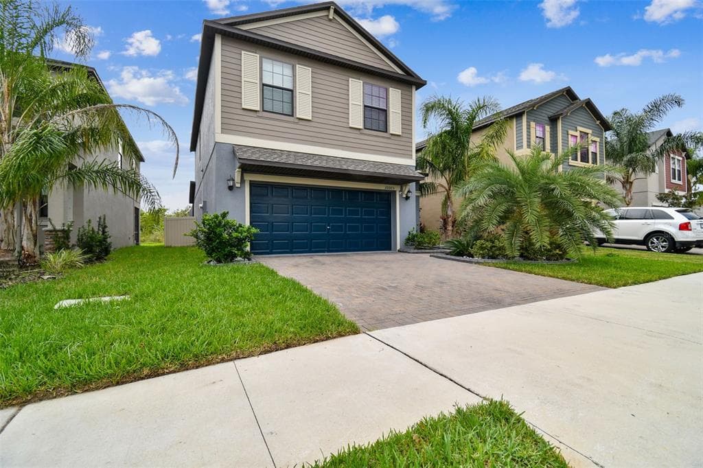 10005 SAGE CREEK DRIVE SUN CITY CENTER, FL 33573