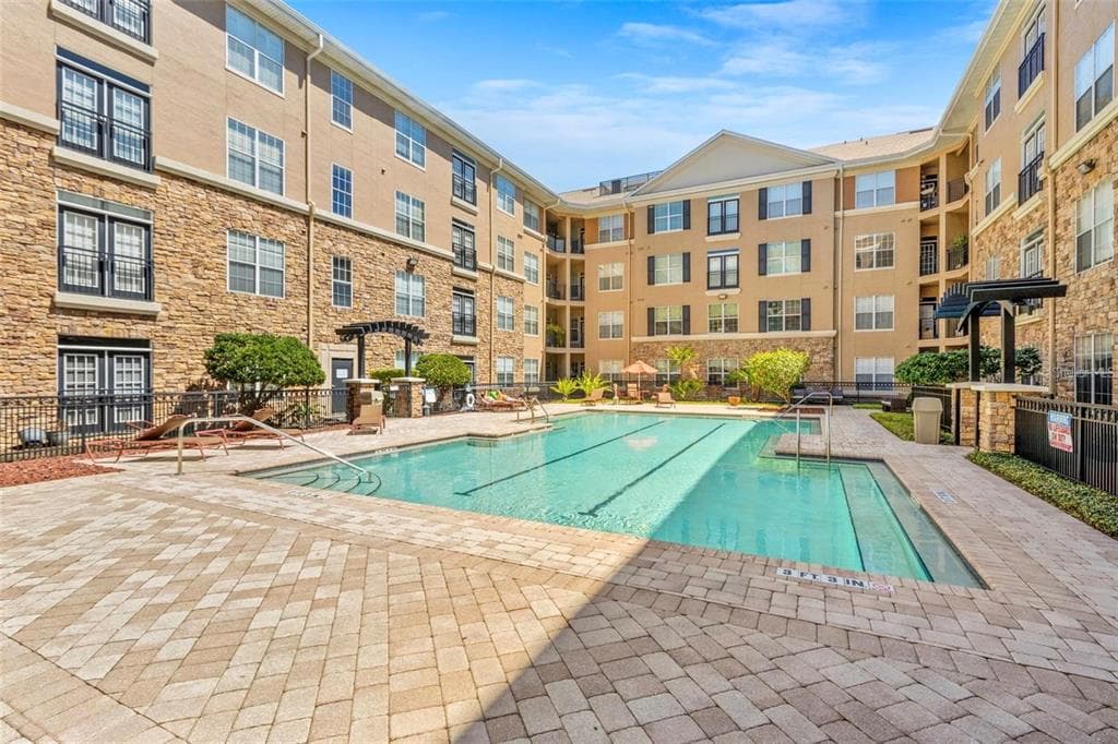 4221 W SPRUCE STREET UNIT 1303 TAMPA, FL 33607