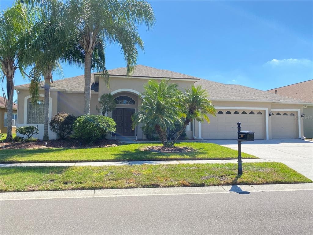 18117 ROYAL FOREST DRIVE TAMPA, FL 33647