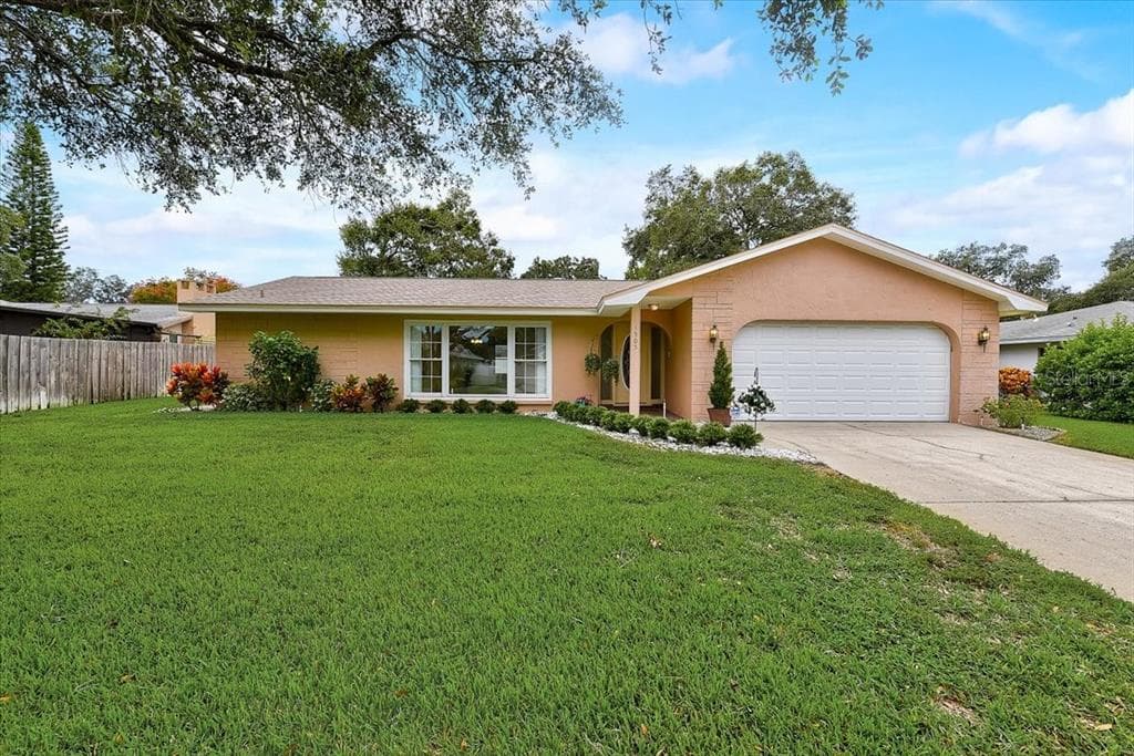1505 ALBEMARLE COURT DUNEDIN, FL 34698
