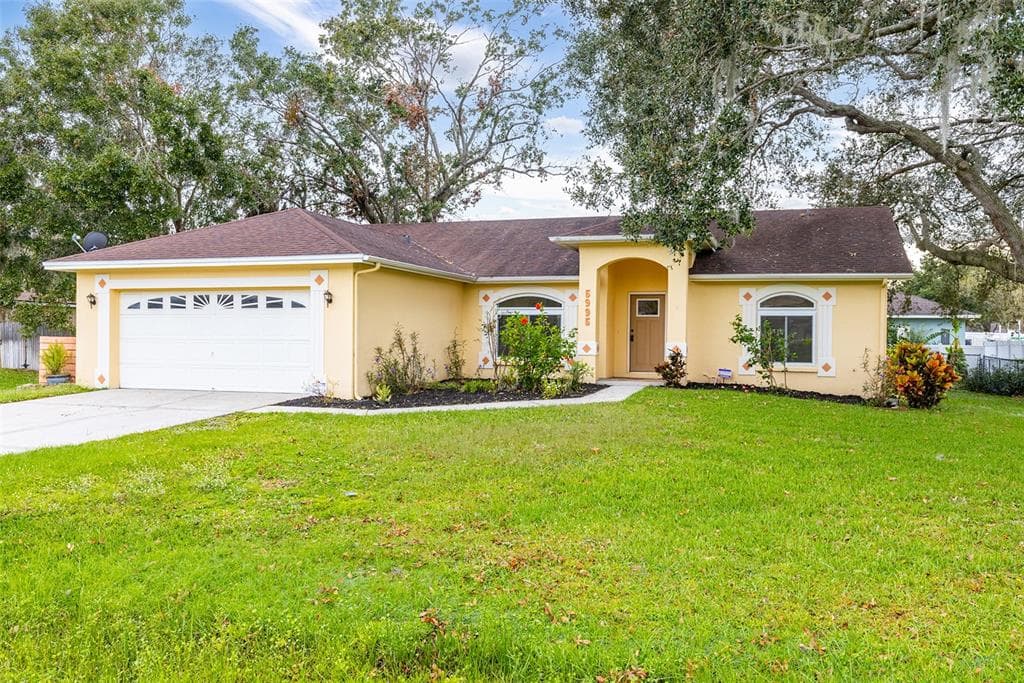 5995 WHITE TAIL LOOP LAKELAND, FL 33811