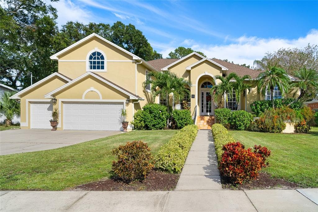 81 LADOGA AVENUE TAMPA, FL 33606