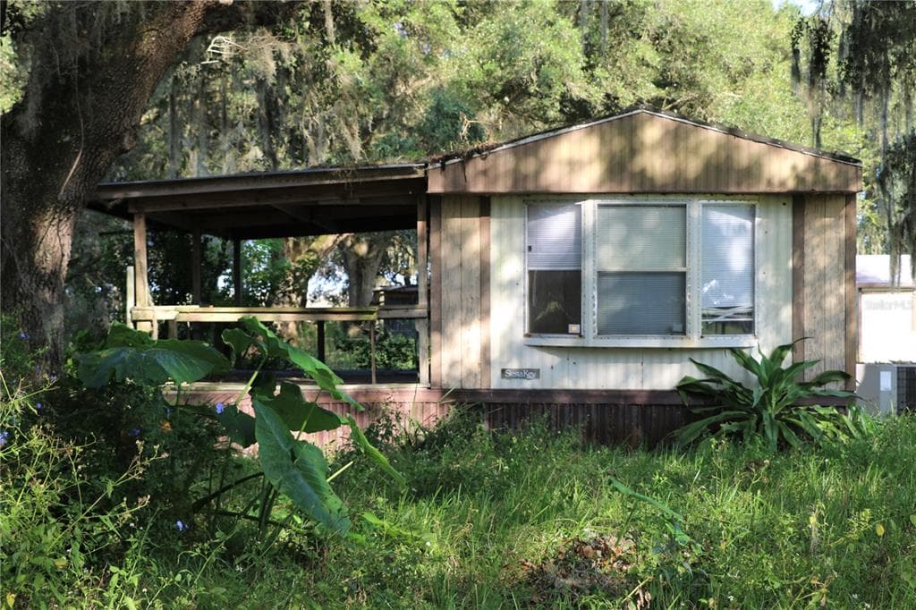 8989 SE 12TH DRIVE WEBSTER, FL 33597