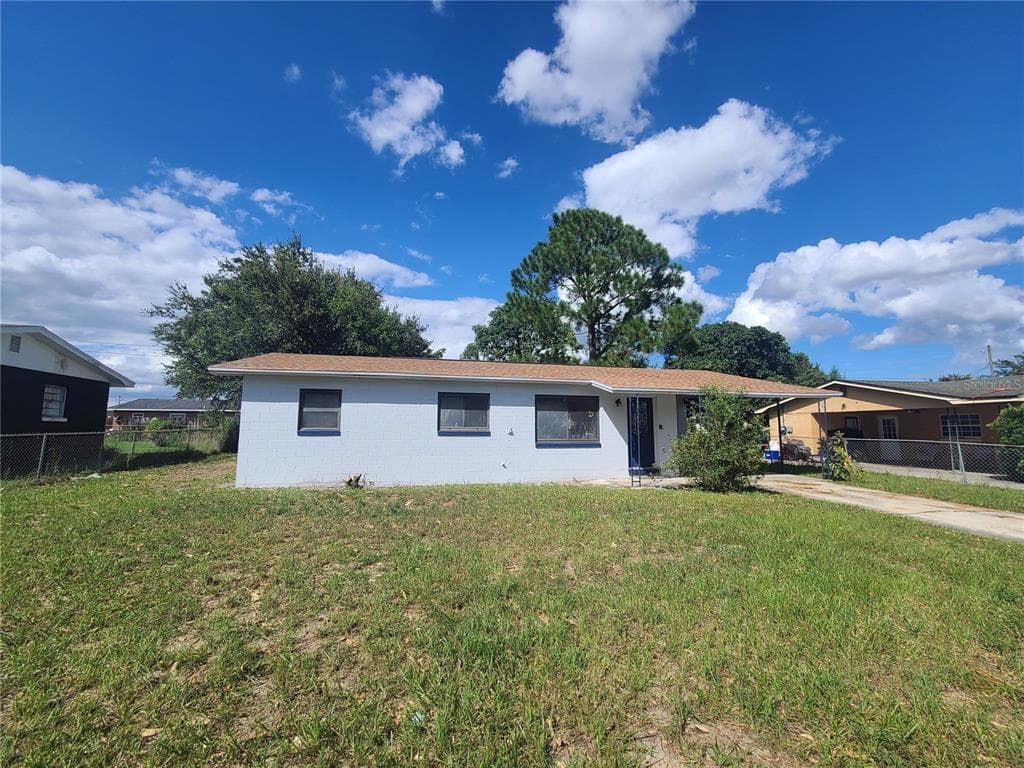 2255 LYDIA STREET LAKE WALES, FL 33898