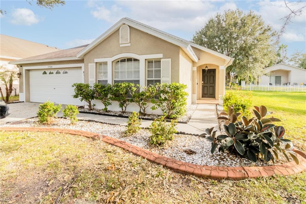 17304 WHISPER BREEZE WAY LAND O LAKES, FL 34638