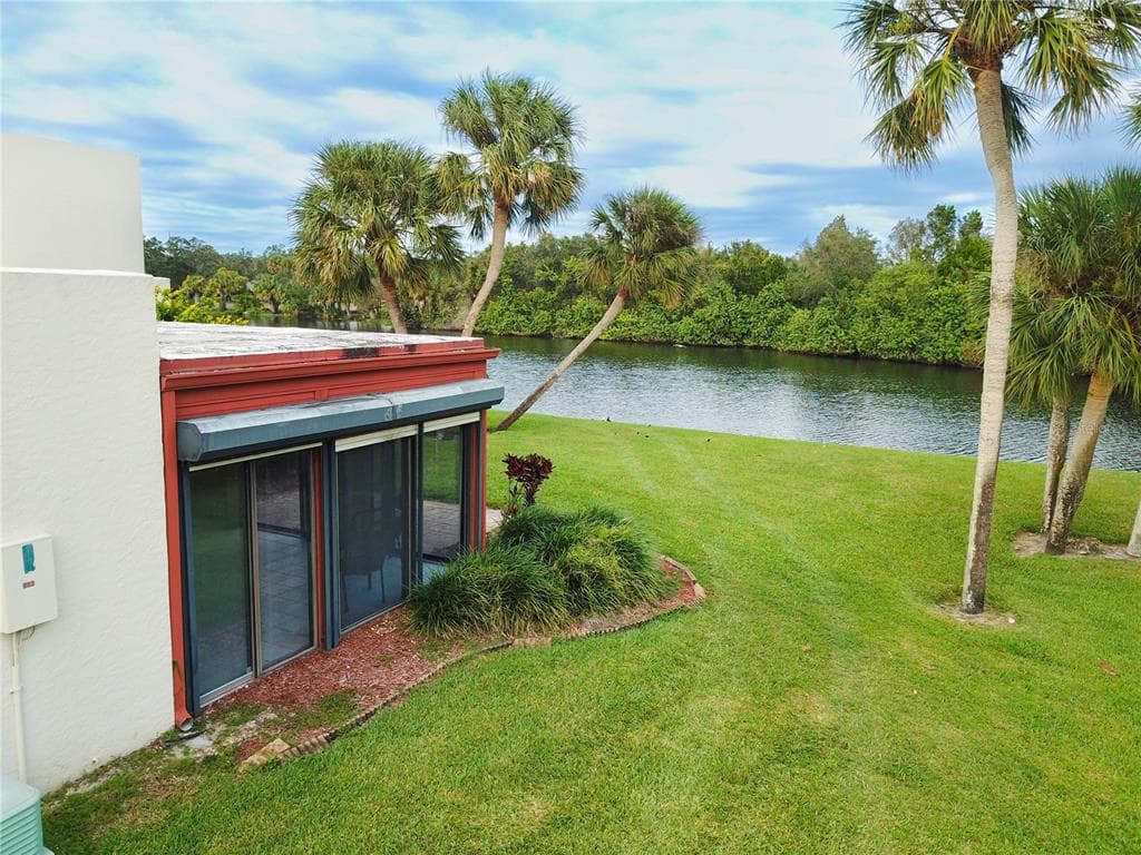 313 SPRING LAKES BOULEVARD UNIT 313